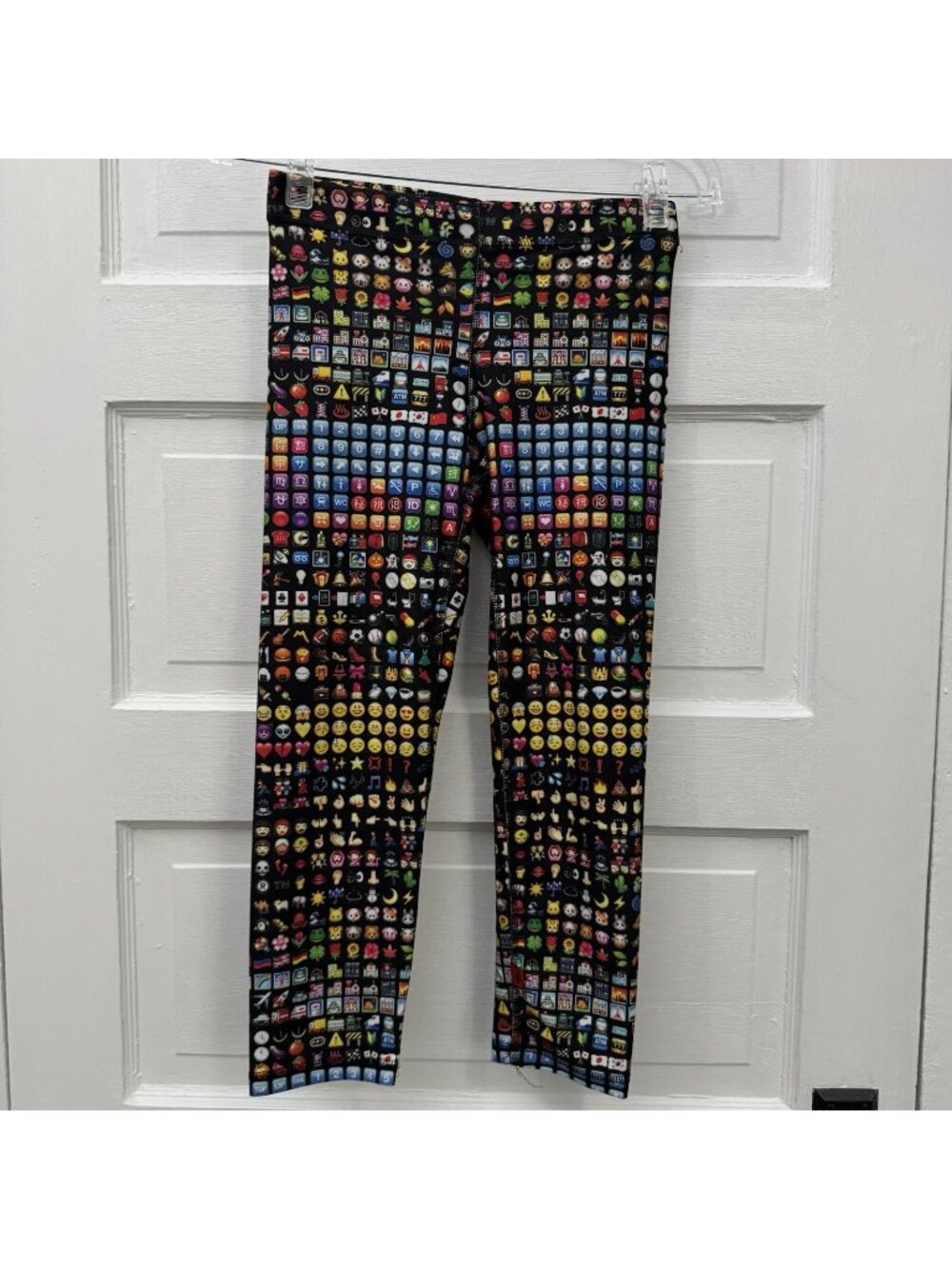 Zara Terez Emoji Leggings XS Black Multicolor Capri Cropped Made NYC